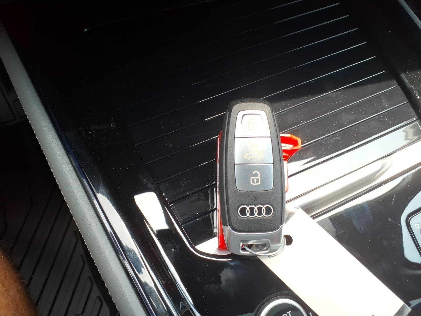 New 2026 Audi Q3 quattro 2.0T AWD/4WD image 32