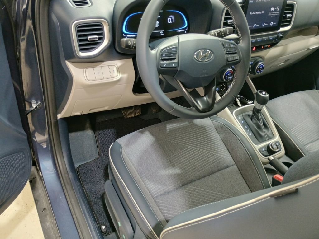 New 2026 Hyundai Venue SEL image 11