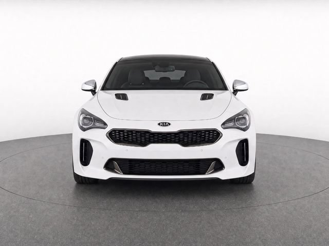 Used 2021 Kia Stinger GT-Line w/ Sun & Sound Package RWD image 2