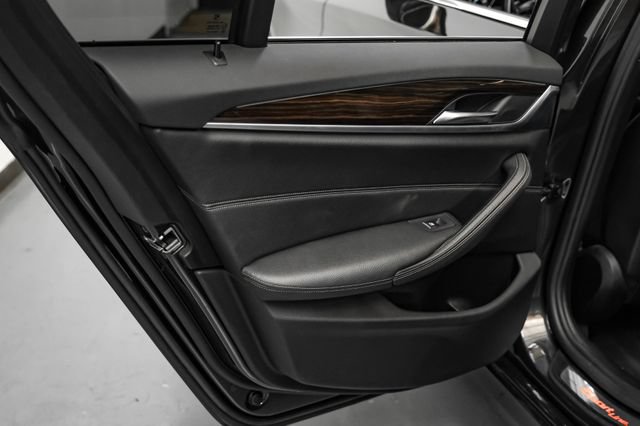 Used 2018 BMW 540i RWD image 45