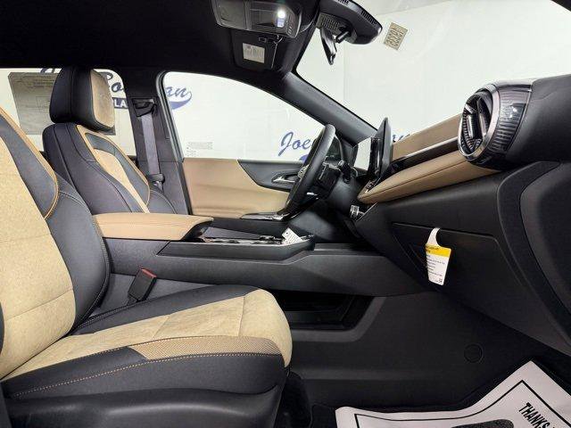 New 2026 Chevrolet Equinox ACTIV image 17
