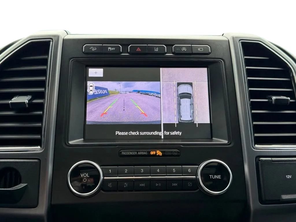 Used 2020 Ford Expedition Platinum AWD/4WD image 9
