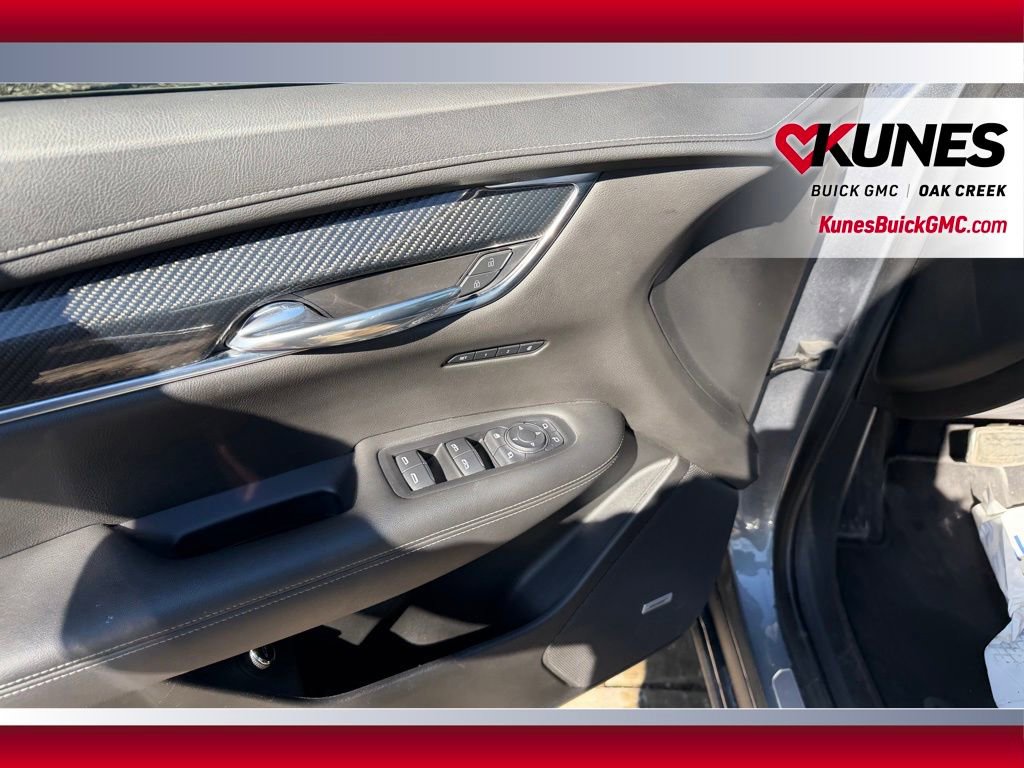 Used 2021 Cadillac XT6 Sport image 12