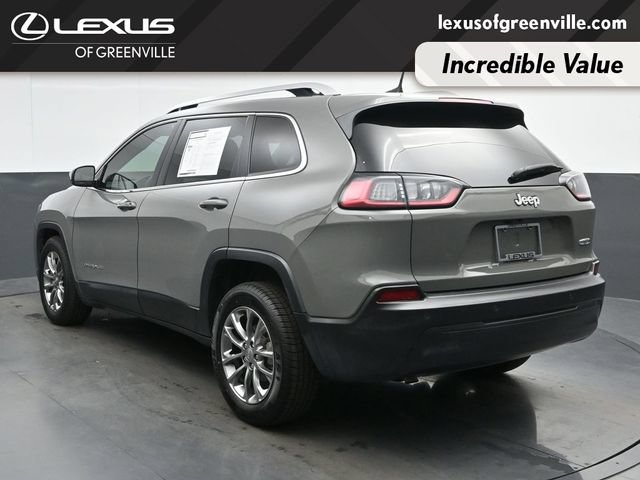 Used 2019 Jeep Cherokee Latitude Plus w/ Comfort/Convenience Group FWD image 2