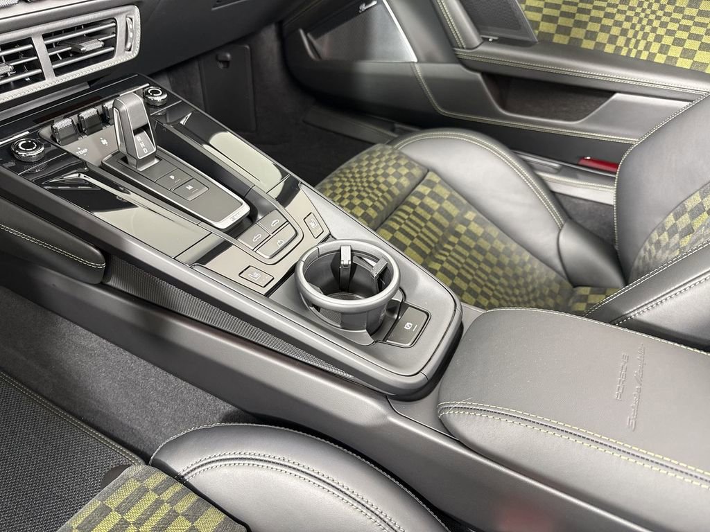 New 2026 Porsche 911 GTS image 32