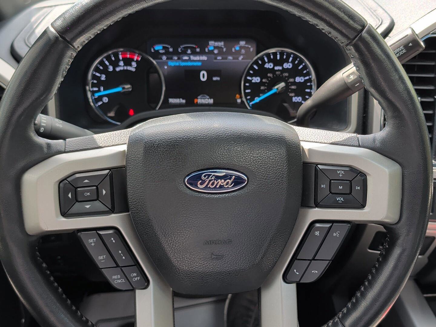 Used 2022 Ford F250 Lariat w/ Tremor Off-Road Package AWD/4WD image 13