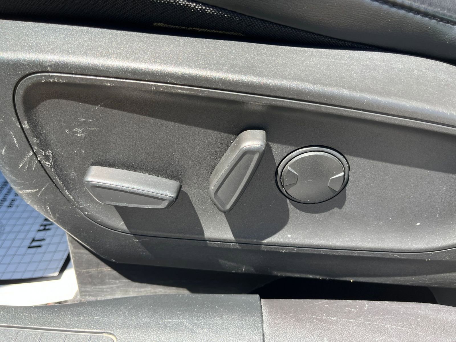 Used 2023 Ford Escape ST-Line image 23