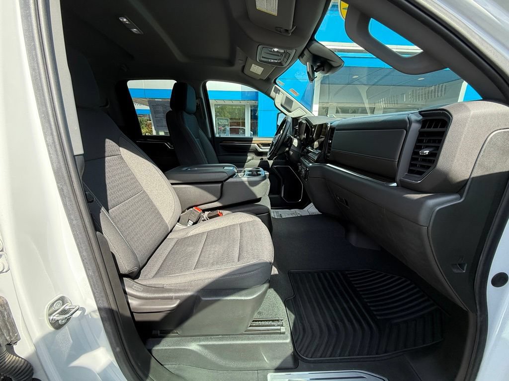 Used 2024 Chevrolet Silverado 2500 LT w/ Convenience Package AWD/4WD image 35