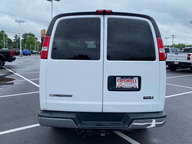 Used 2019 Chevrolet Express 3500 LT w/ LT Preferred Equipment Group RWD image 4