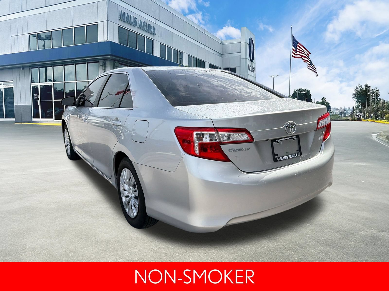 Used 2014 Toyota Camry LE FWD image 6