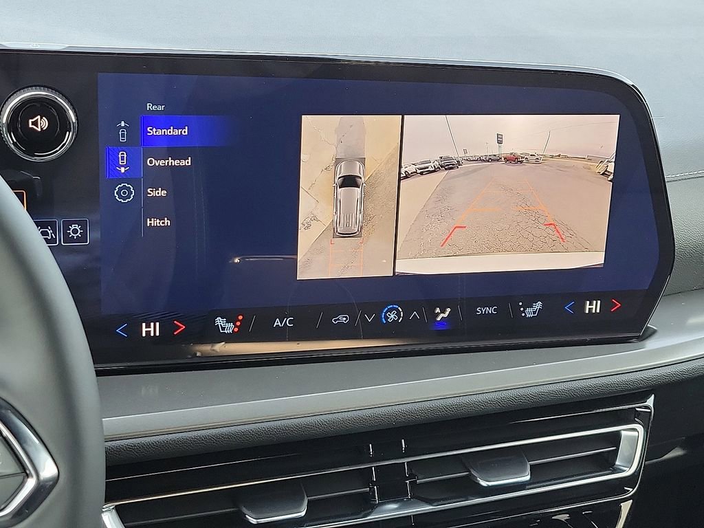 New 2026 Chevrolet Traverse LT w/ Midnight/Sport Edition image 17