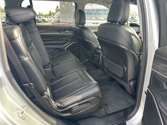 Used 2021 Jeep Grand Cherokee L Limited image 11