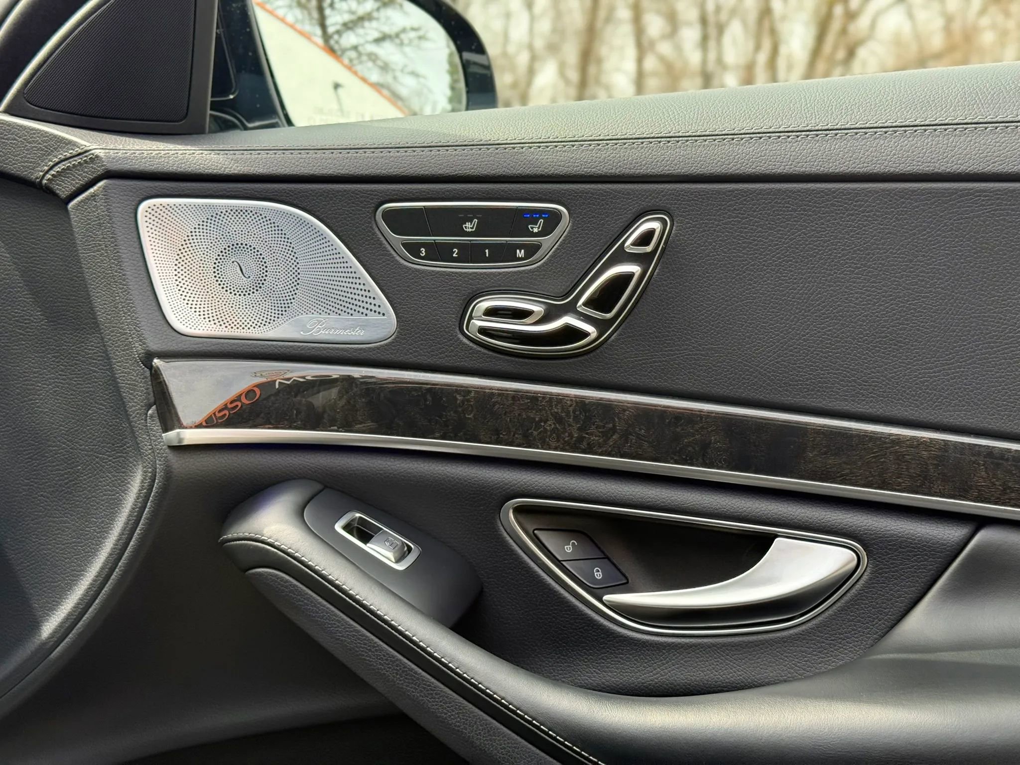 Used 2019 Mercedes-Benz S 560 4MATIC Sedan image 33