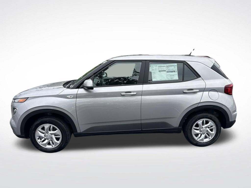 New 2026 Hyundai Venue SE FWD image 4