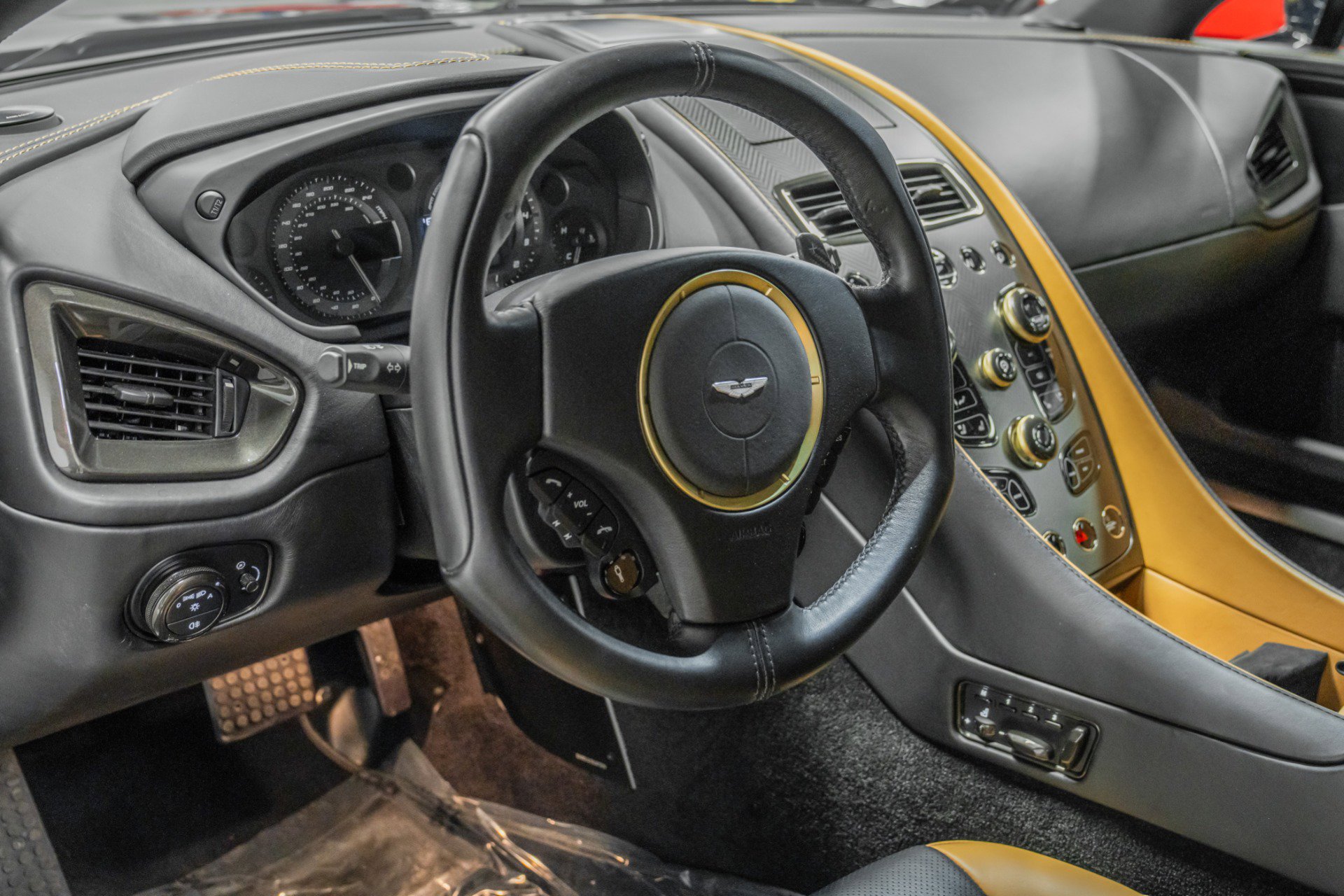 Used 2019 Aston Martin Vanquish Zagato image 12