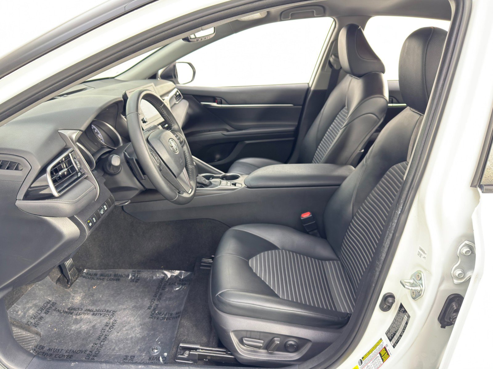 Used 2022 Toyota Camry Nightshade w/ Convenience Package image 15