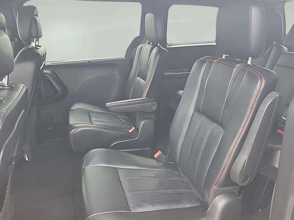 Used 2020 Dodge Grand Caravan GT FWD image 16