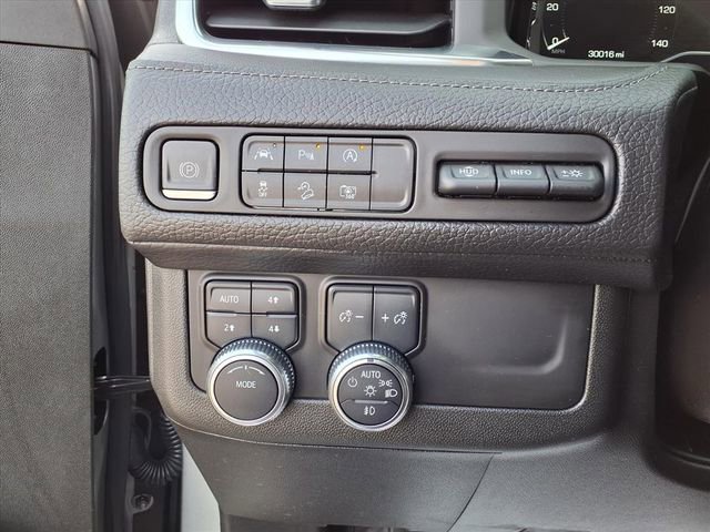 Used 2023 GMC Yukon XL Denali image 71