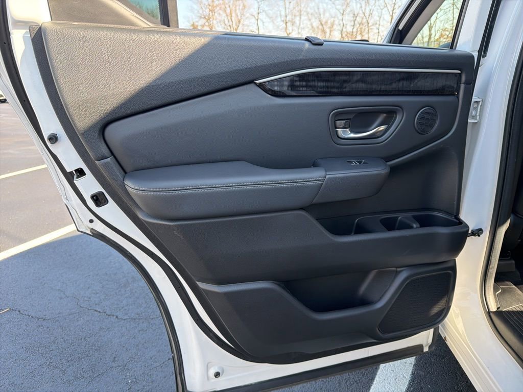 Certified 2023 Honda Pilot Elite image 21