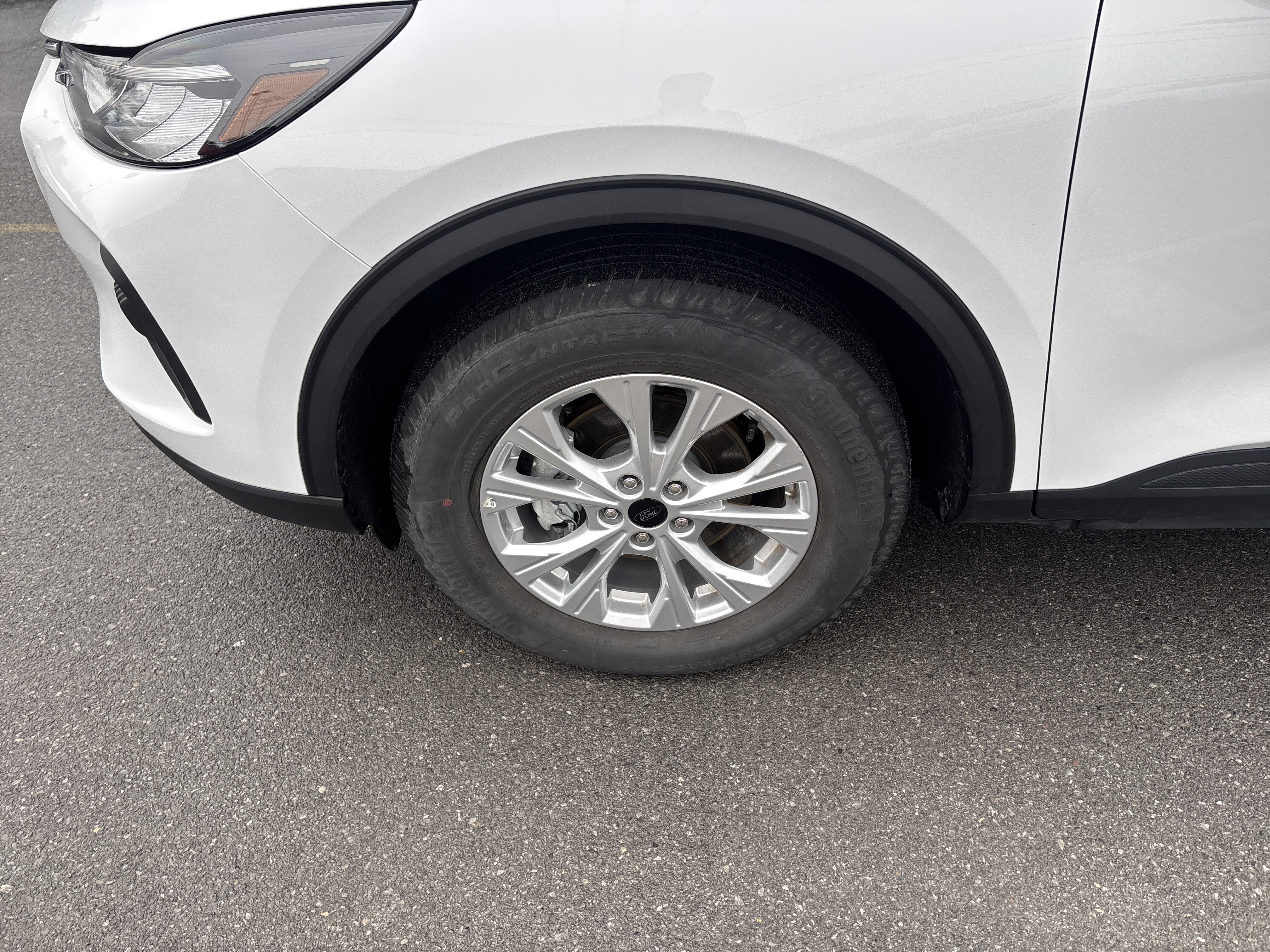 Used 2025 Ford Escape Active image 11