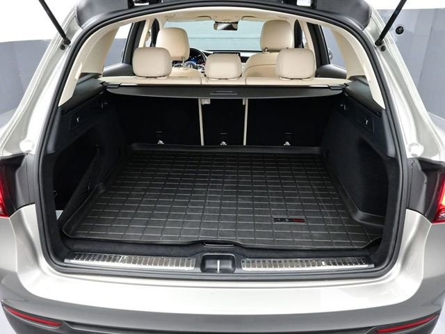 Used 2022 Mercedes-Benz GLC 300 image 15