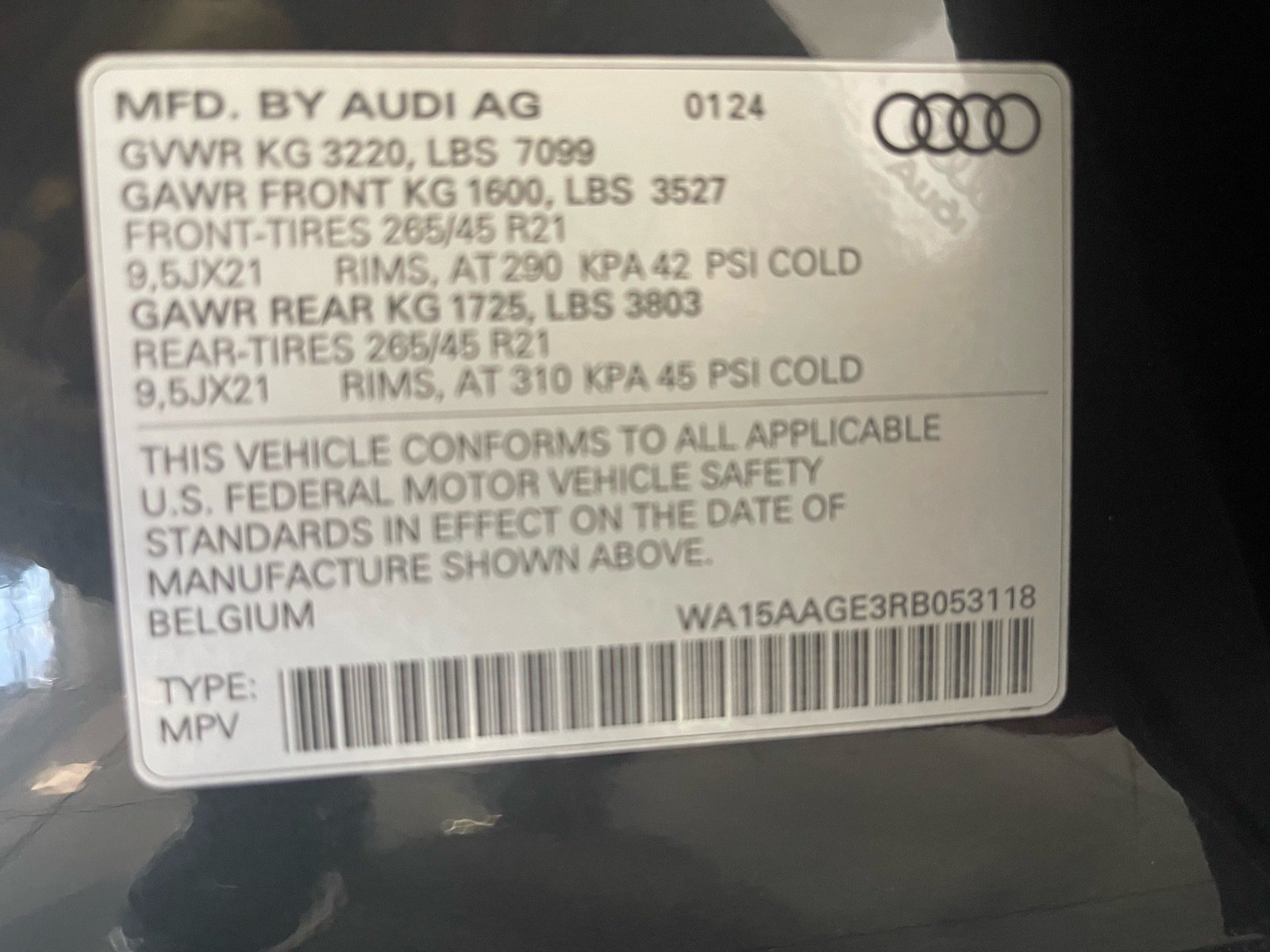 Used 2024 Audi Q8 e-tron Premium Plus w/ Premium Plus Package AWD/4WD image 19