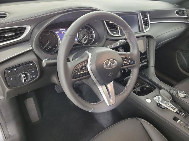 Used 2023 INFINITI QX55 Luxe w/ Cargo Package AWD/4WD image 17