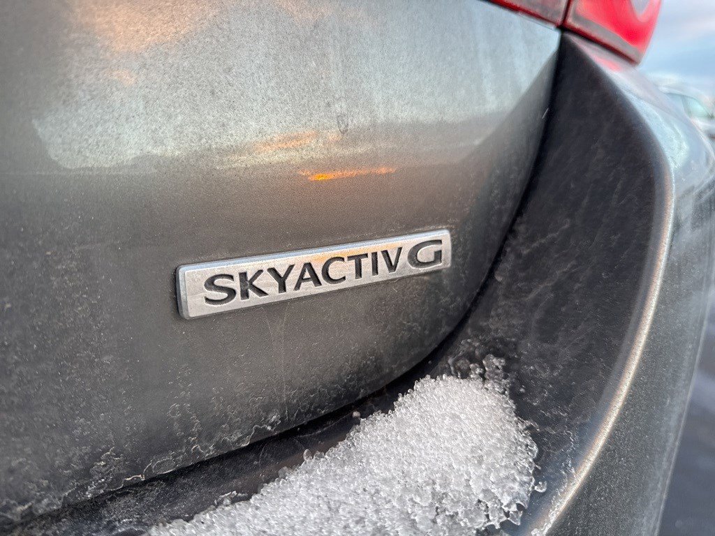 Used 2023 MAZDA MAZDA3 s image 4