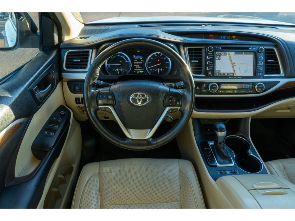 Used 2018 Toyota Highlander Limited Platinum image 21
