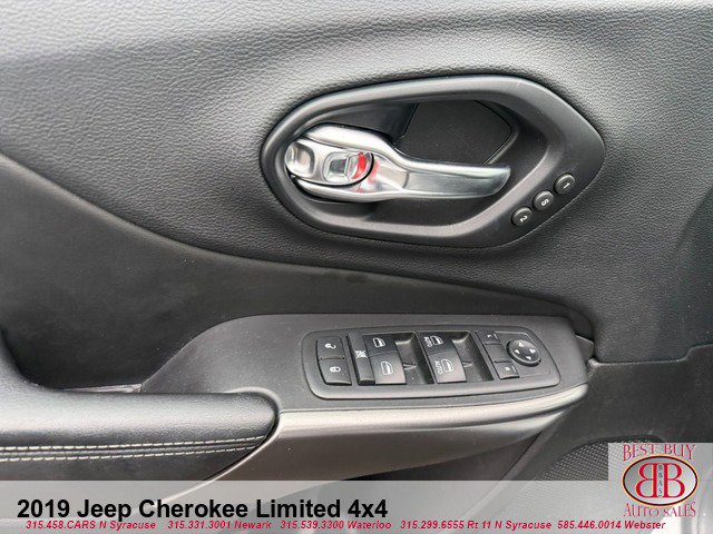 Used 2019 Jeep Cherokee Limited AWD/4WD image 14