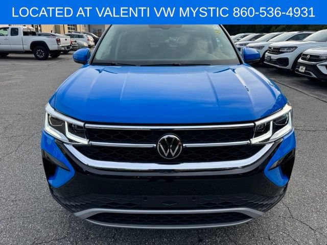 Certified 2023 Volkswagen Taos SEL AWD/4WD image 2