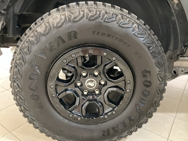 Used 2023 Ford Bronco Wildtrak image 28