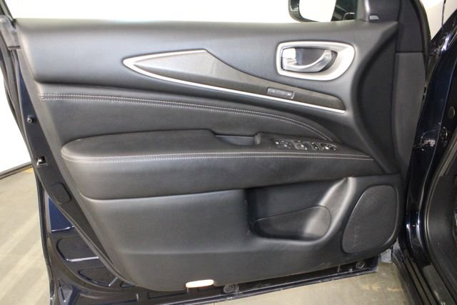 Used 2020 INFINITI QX60 Luxe w/ Essential Package image 19