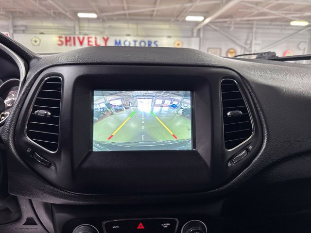 Used 2018 Jeep Compass Sport w/ Tech Group AWD/4WD image 24