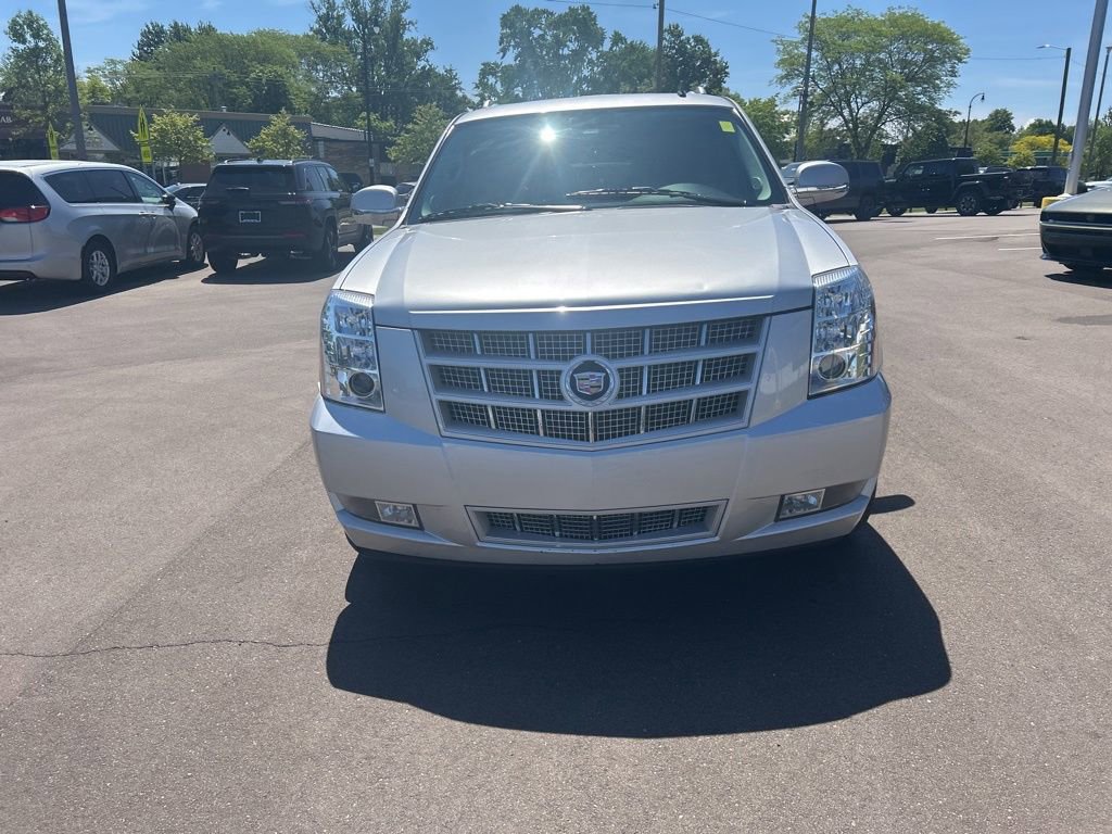 Used 2012 Cadillac Escalade ESV Premium AWD/4WD image 2