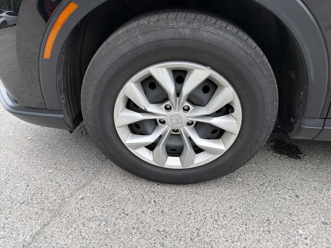 Used 2025 Honda CR-V LX image 10