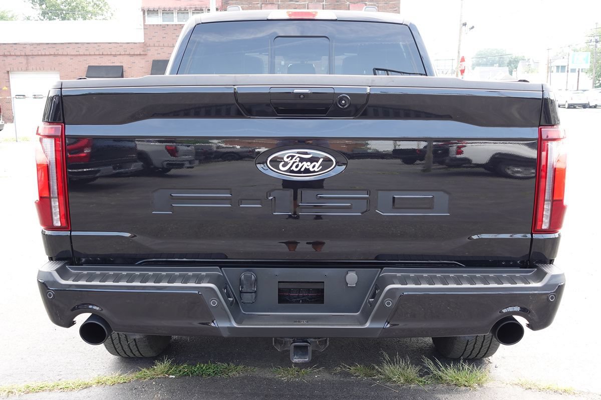 Used 2024 Ford F150 Lariat w/ Equipment Group 502A High AWD/4WD image 13
