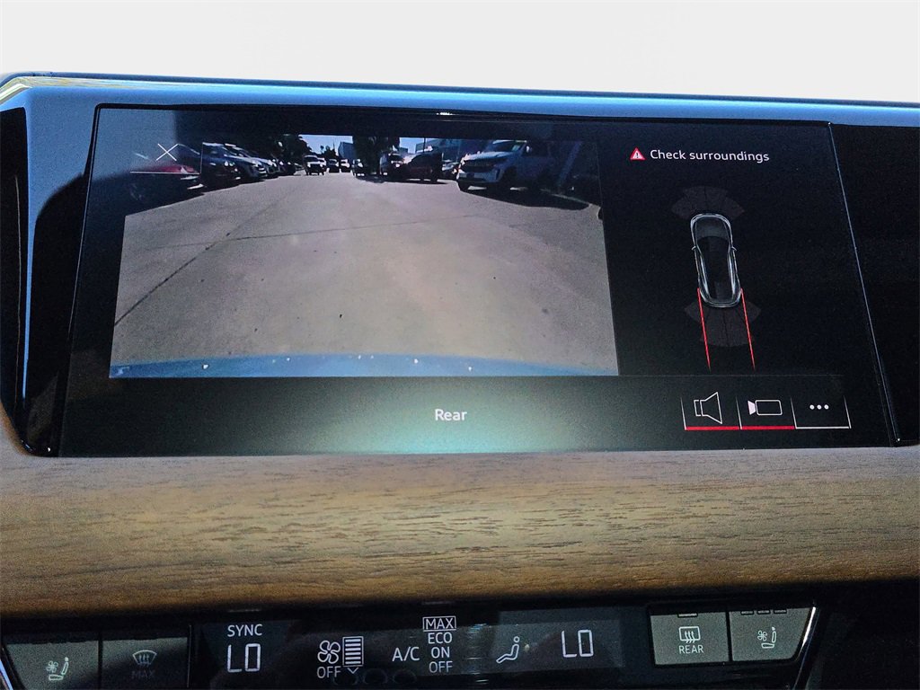 Used 2024 Audi e-tron GT Premium Plus image 30