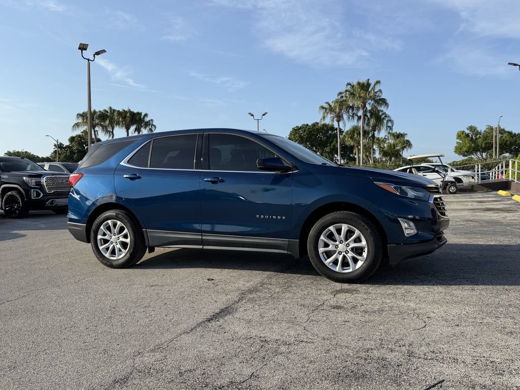 Used 2019 Chevrolet Equinox LT FWD image 2