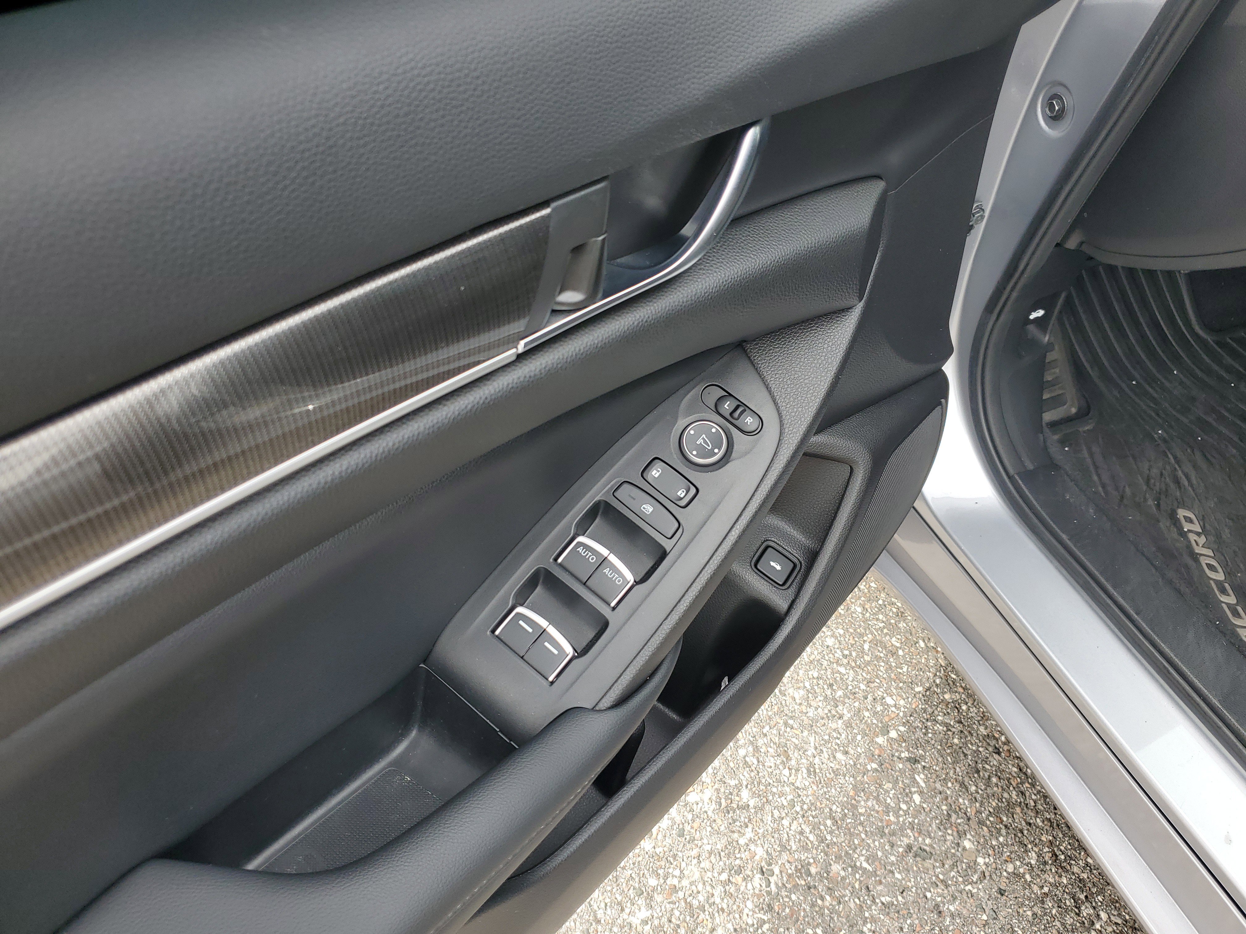 Used 2022 Honda Accord Sport image 14