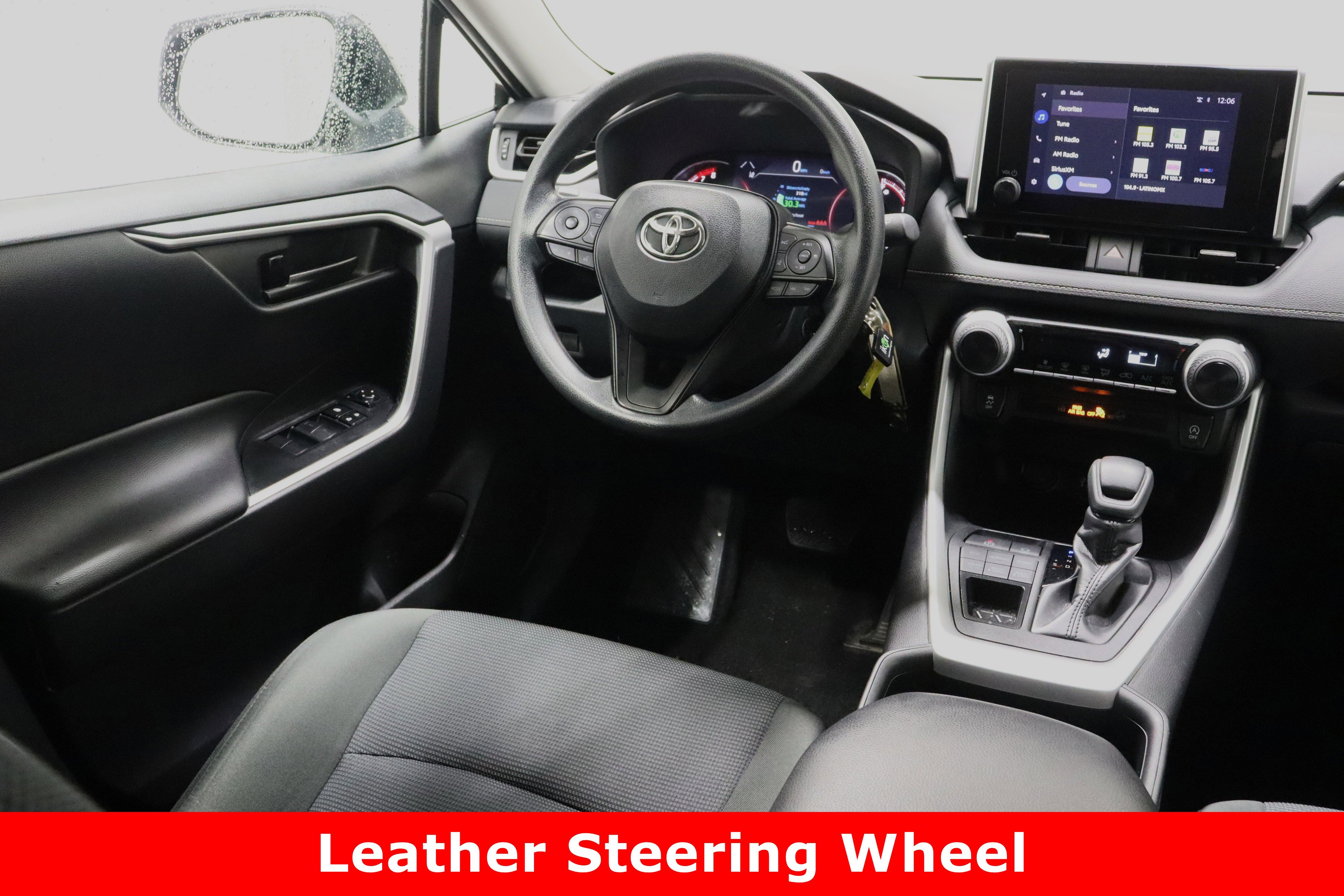 Used 2024 Toyota RAV4 LE image 27