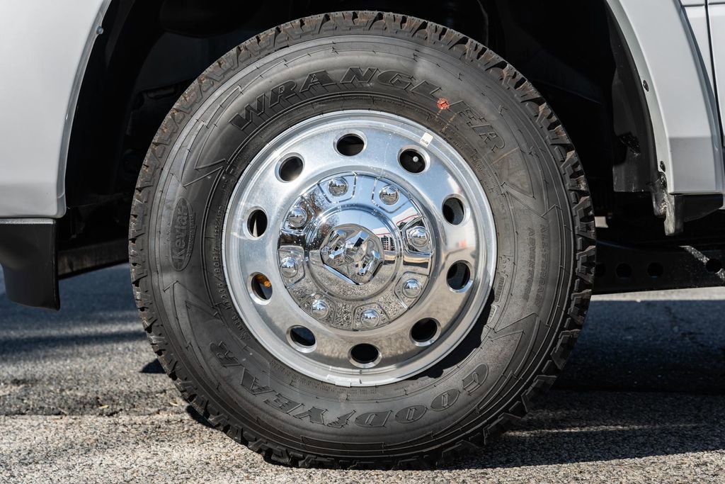 New 2026 RAM 3500 Longhorn image 21