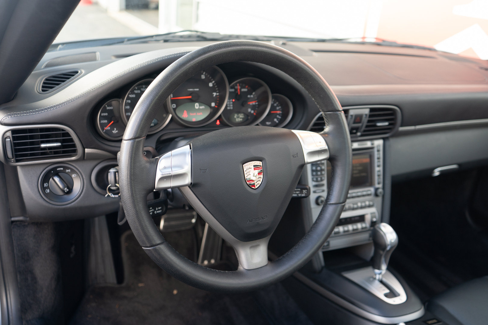 Used 2007 Porsche 911 Carrera RWD image 13