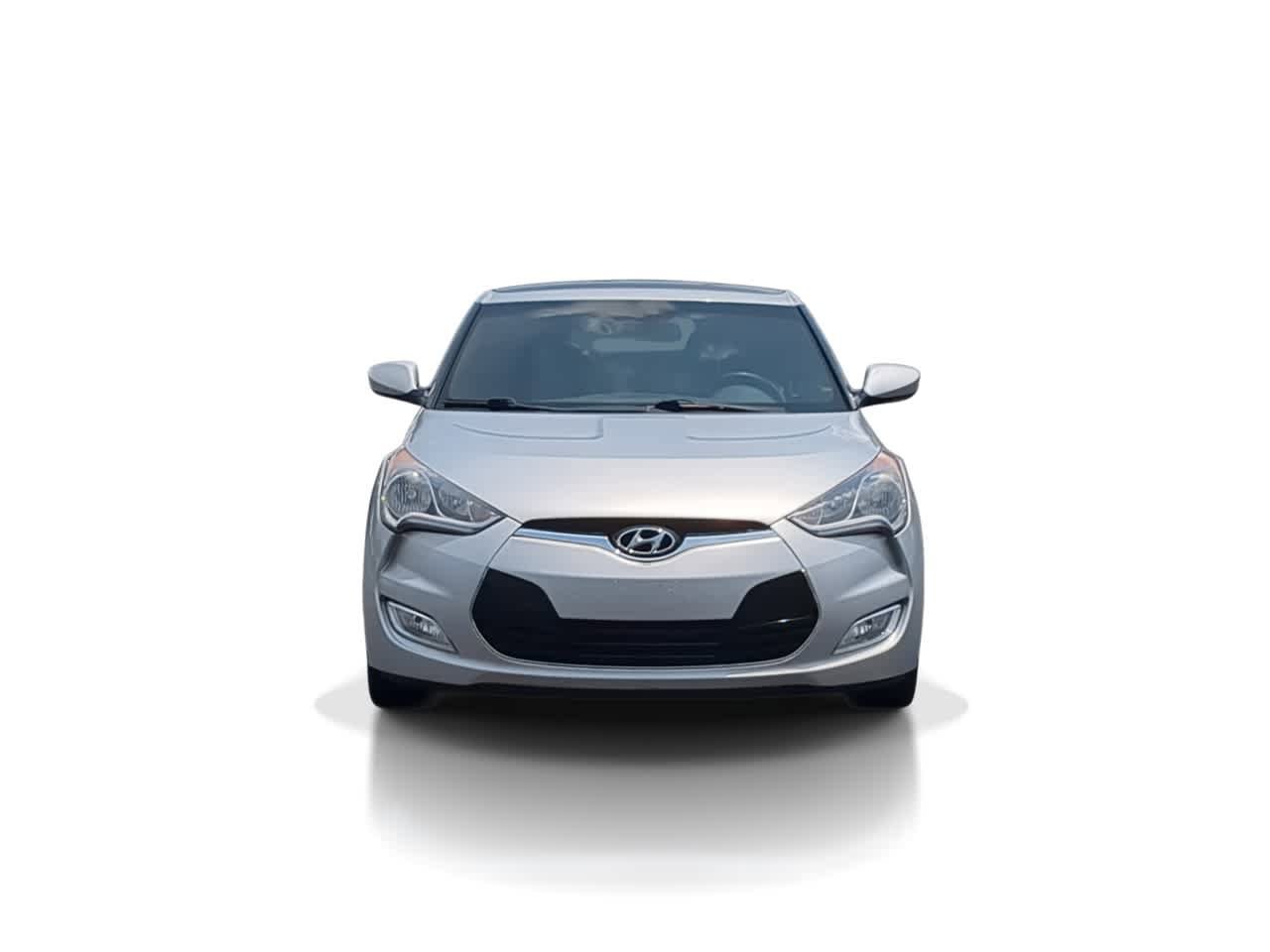 Used 2017 Hyundai Veloster Value Edition FWD image 3