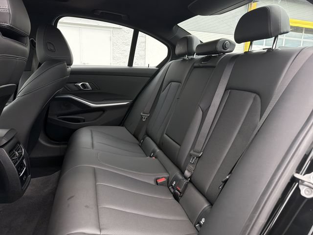 Used 2025 BMW 330i xDrive Sedan AWD/4WD image 24