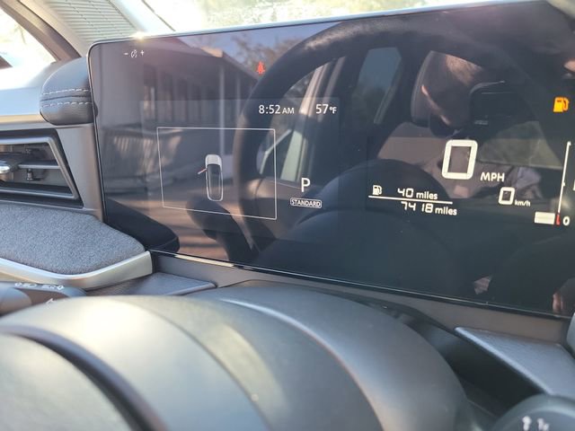 Used 2025 Nissan Kicks SV w/ Charging Package FWD image 19