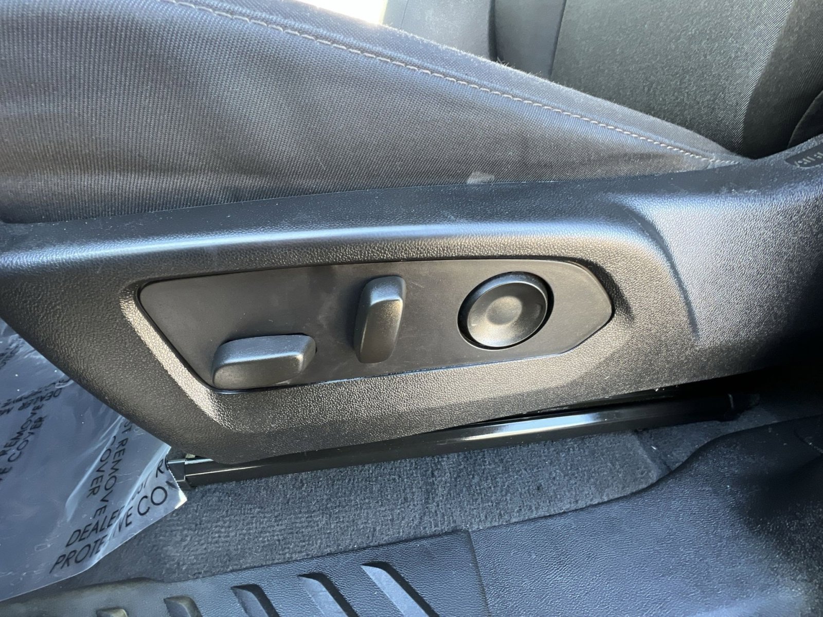 Used 2024 Chevrolet Colorado Trail Boss w/ Technology Package image 14