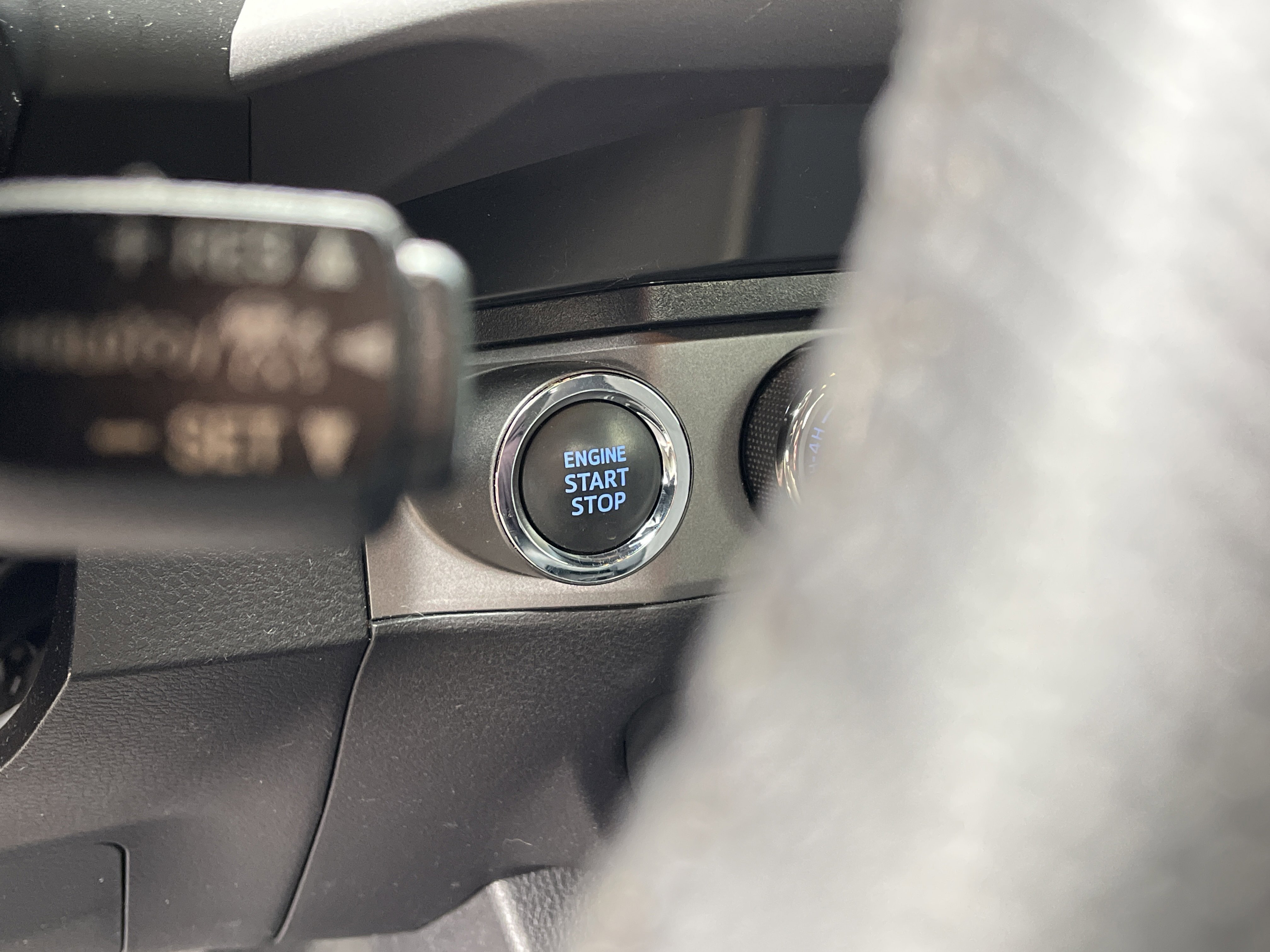 Used 2023 Toyota Tacoma TRD Off-Road image 21