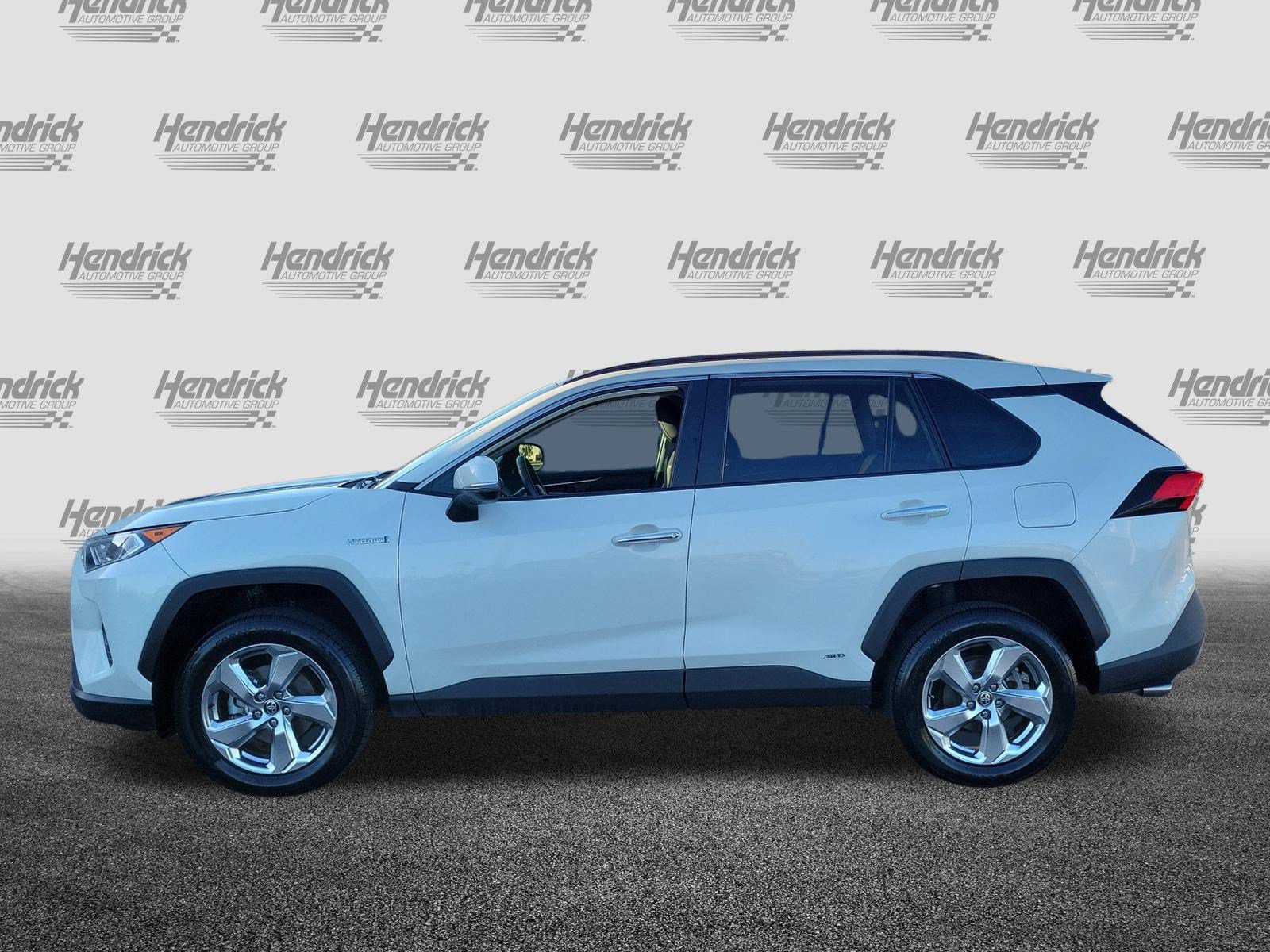 Used 2021 Toyota RAV4 Limited AWD/4WD image 4