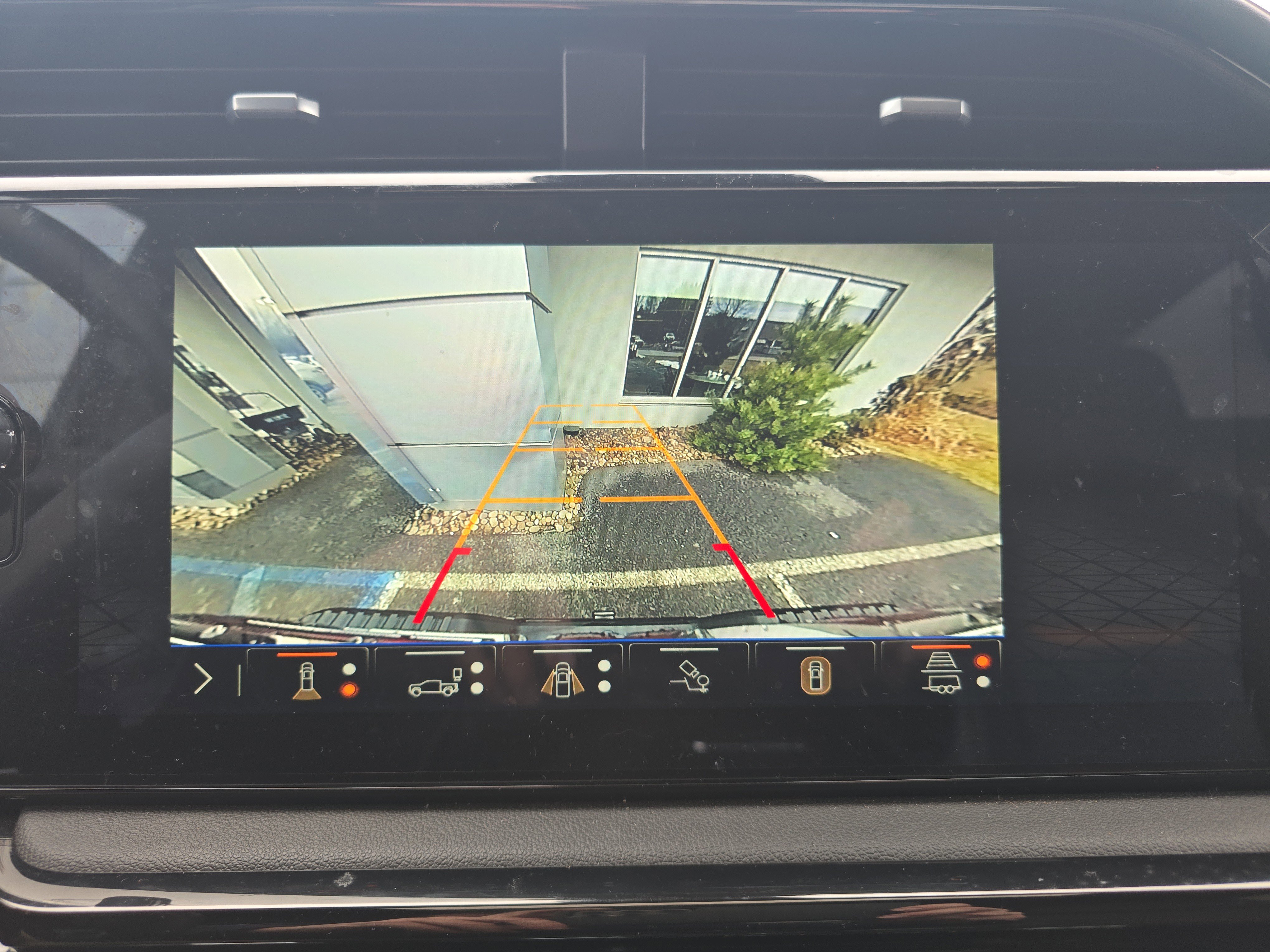 Used 2025 GMC Sierra 2500 AT4 w/ AT4 Premium Plus Package image 29